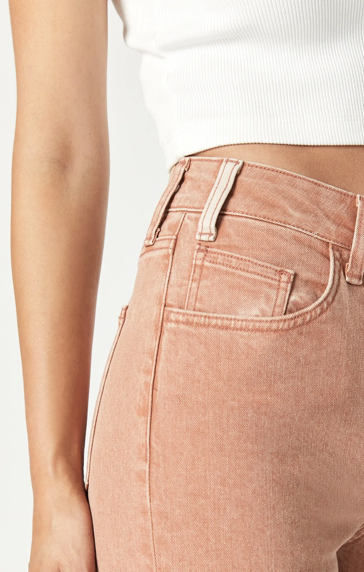 CINDY MOM JEANS IN SUNBURN NATURAL DYE
