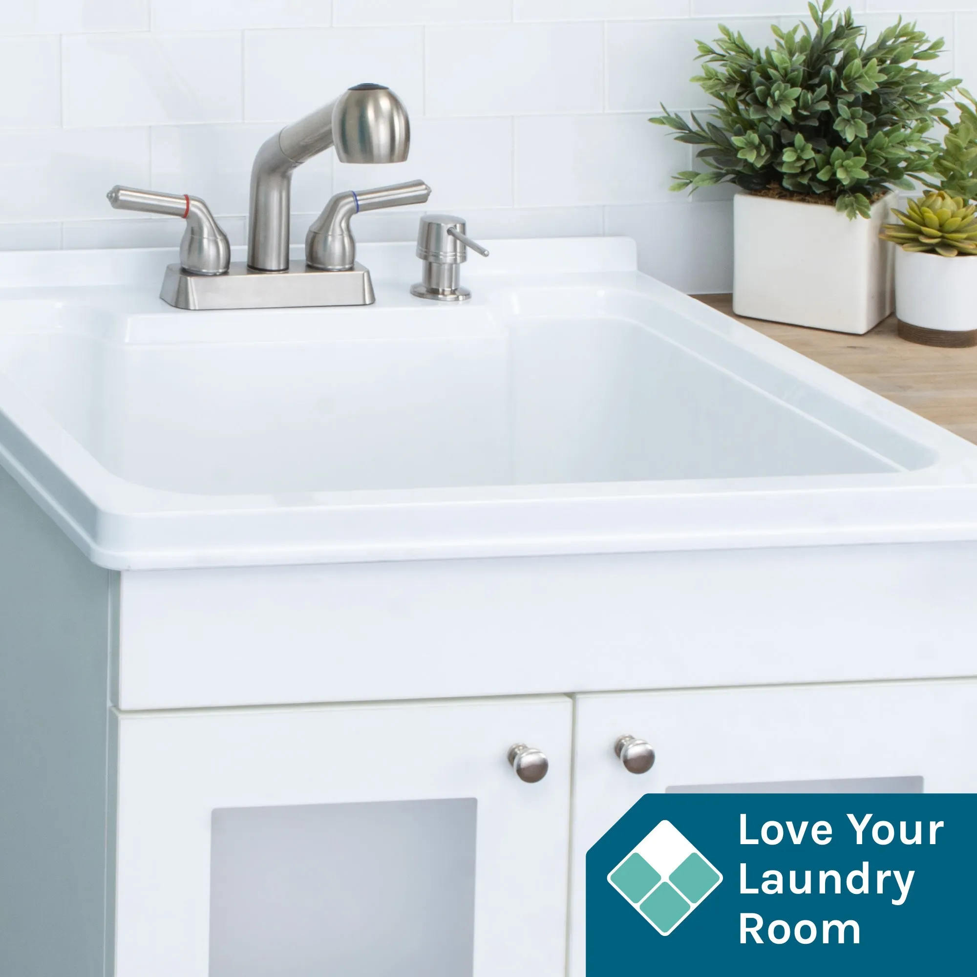 Tehila Stainless Steel Finish Pull-Out Faucet